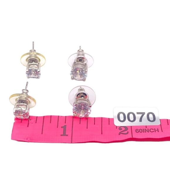 Set of 2 pairs round CZ stud earrings - Picture 3 of 3